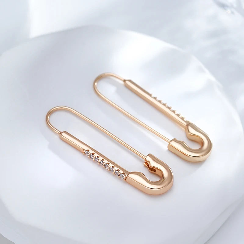 Brincos Pendentes Vintage de Zircônia