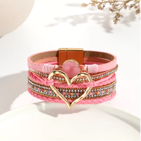 Pulseira de Couro Feminina com Pingente de Coração e Strass